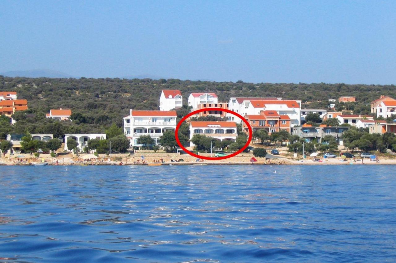 Apartments By The Sea Mandre, Pag - 8655 Kolan Extérieur photo